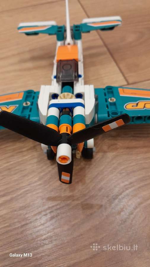 Lego technic lėktuvas - nuotraukos Nr. 3