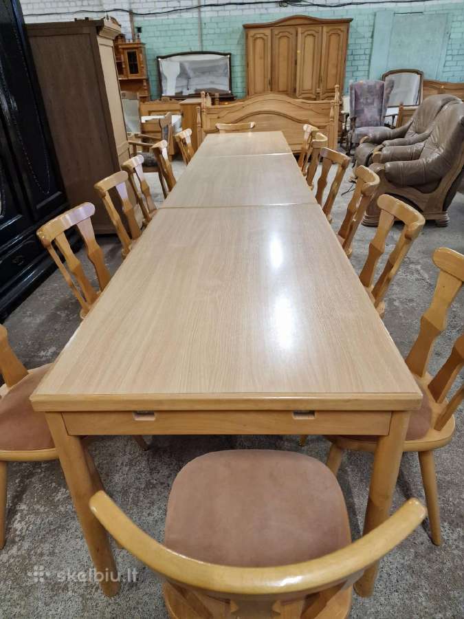 Stalas +14 Kėdžių