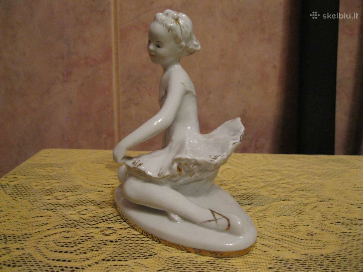 Porceliano Statulele is CCCP Lfz g- la- . .zr. fo - nuotraukos Nr. 3
