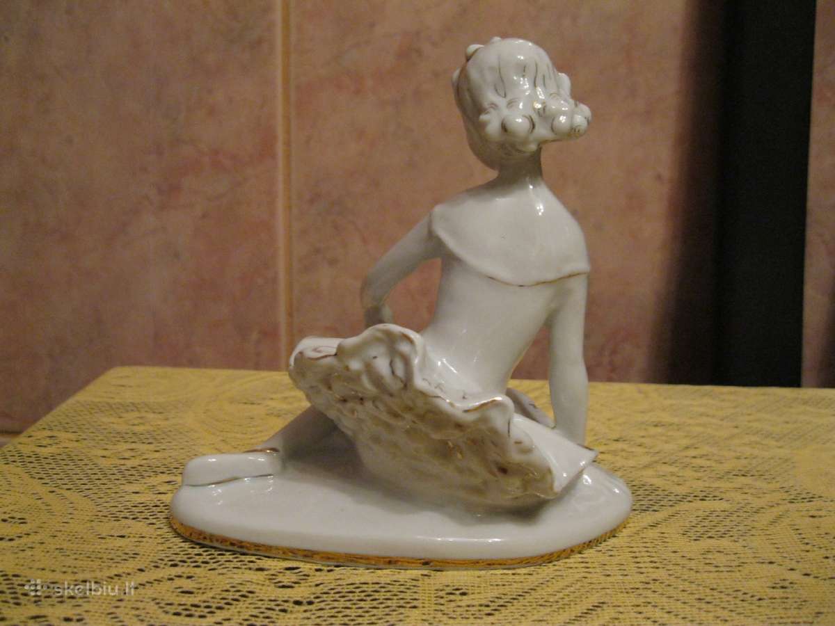 Porceliano Statulele is CCCP Lfz g- la- . .zr. fo - nuotraukos Nr. 4
