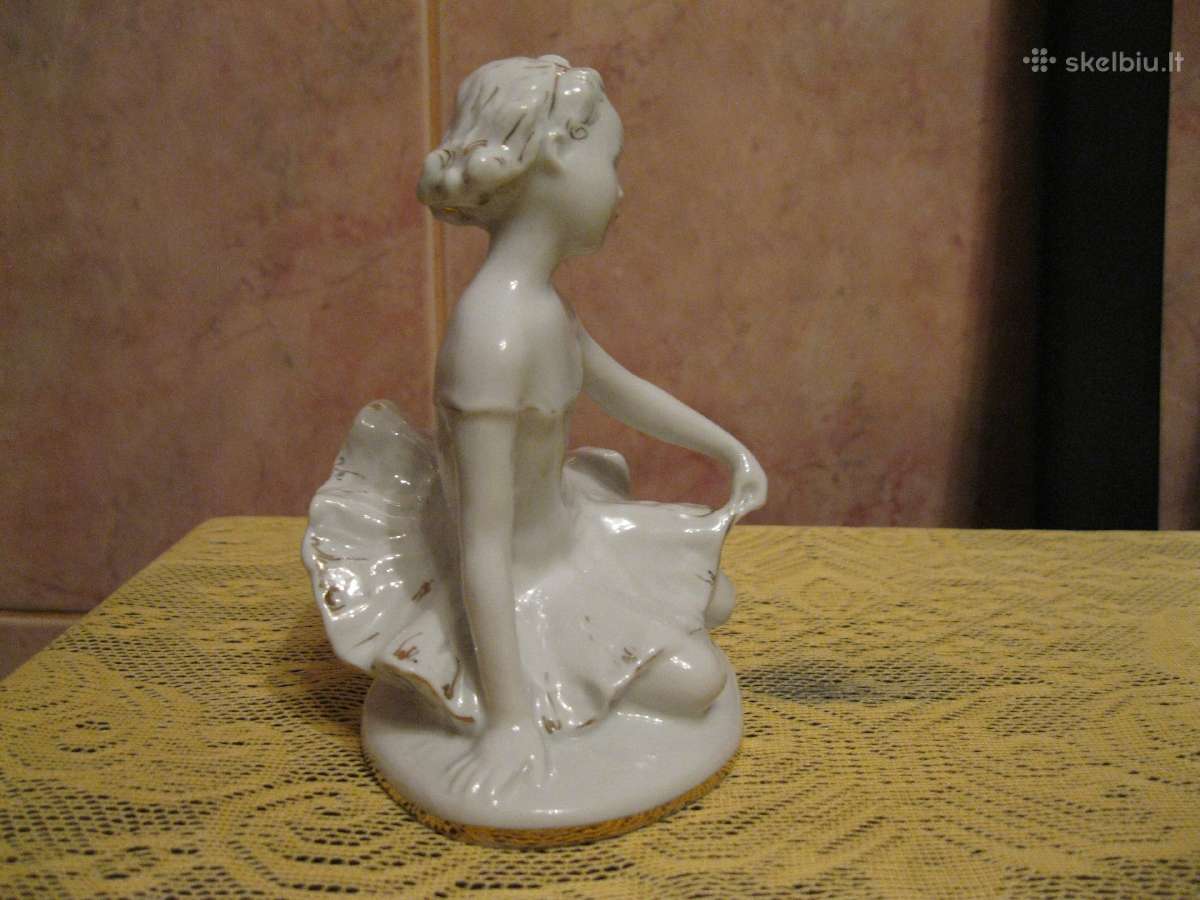 Porceliano Statulele is CCCP Lfz g- la- . .zr. fo - nuotraukos Nr. 5