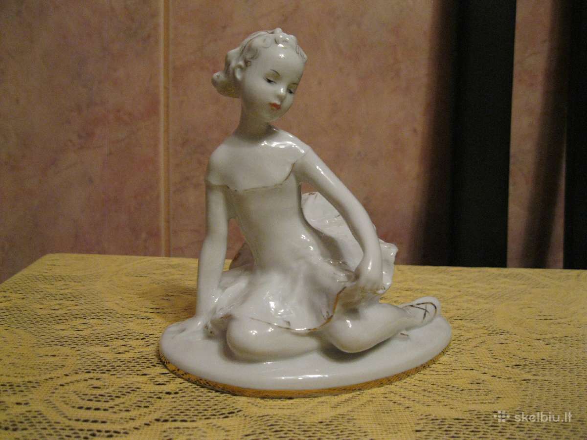 Porceliano Statulele is CCCP Lfz g- la- . .zr. fo - nuotraukos Nr. 6