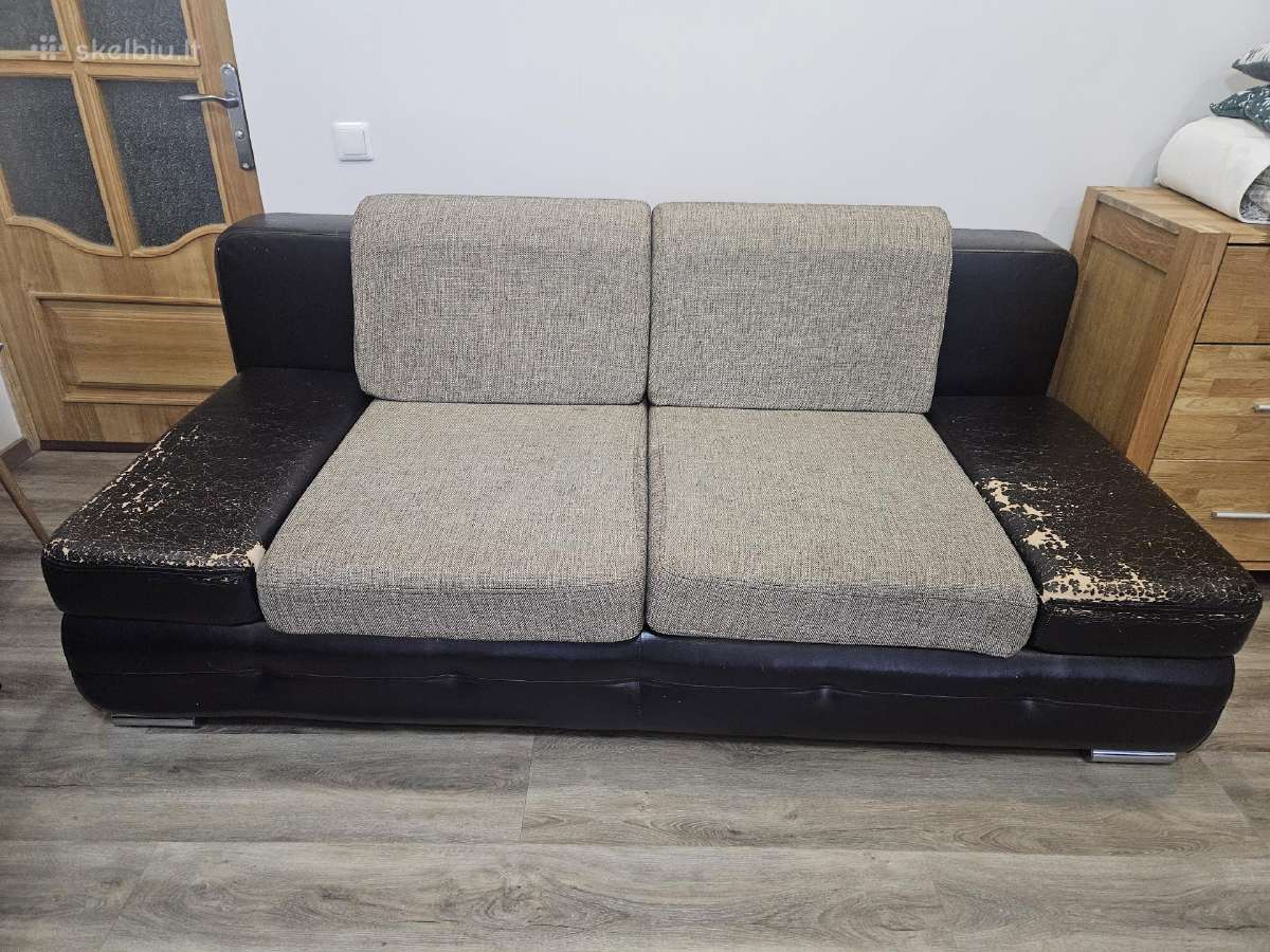 Naudoti minkšti baldai 30 Eur.
