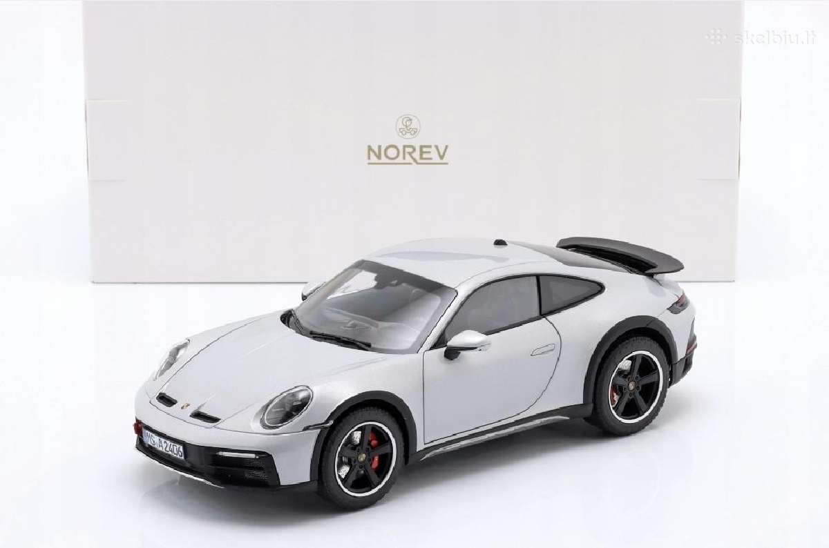 Porsche 911 992 Dakar