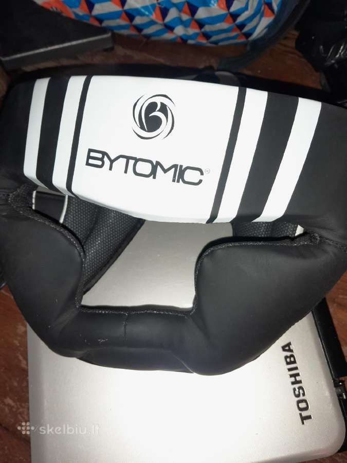 Bytomic salmas