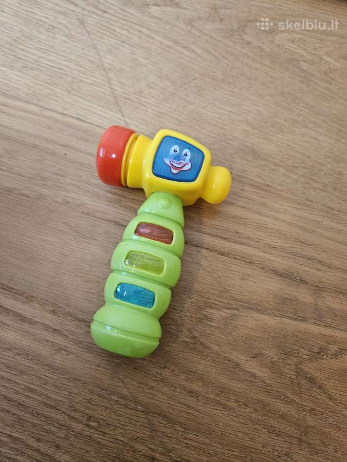Žaislai: Vaikiškas plaktukas