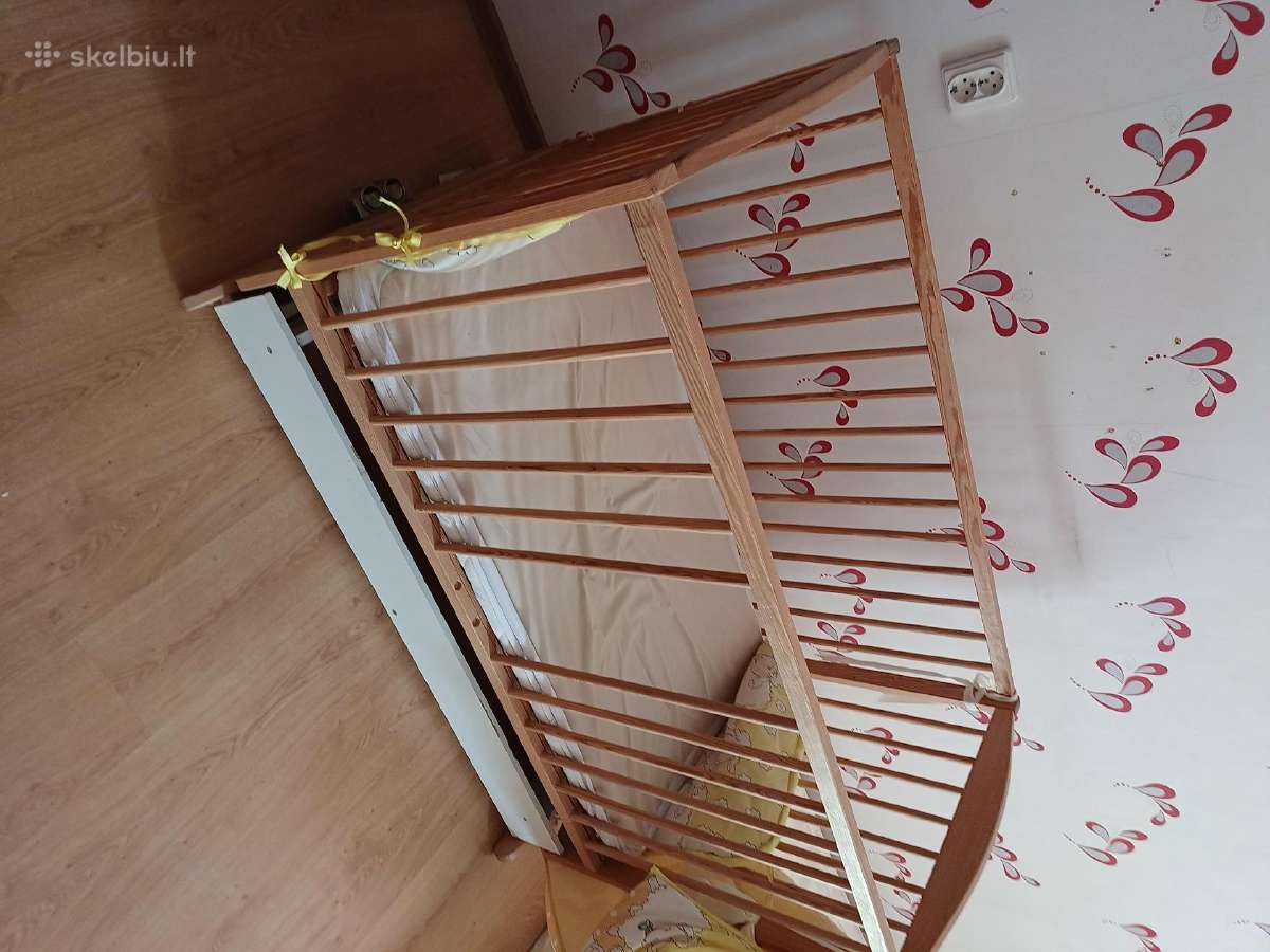 Vaikiška lovytė su čiužiniu
