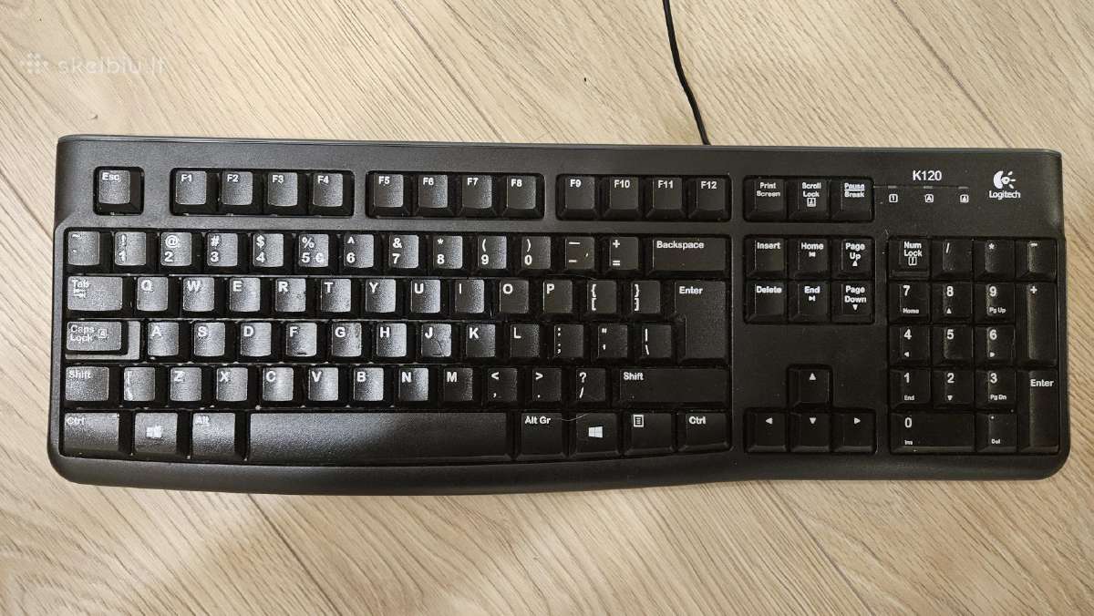 Logitech K120 klaviatūra