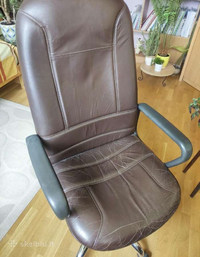 Kėdė su ratukais