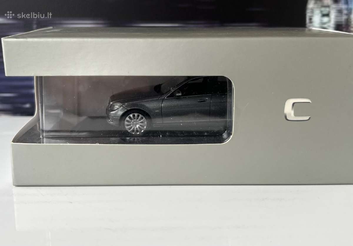 Mercedes Benz W204 1:43 - nuotraukos Nr. 7