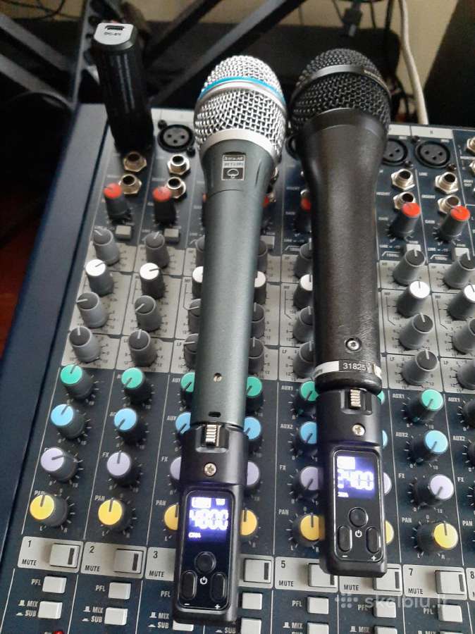 Karaoke mikrofonai