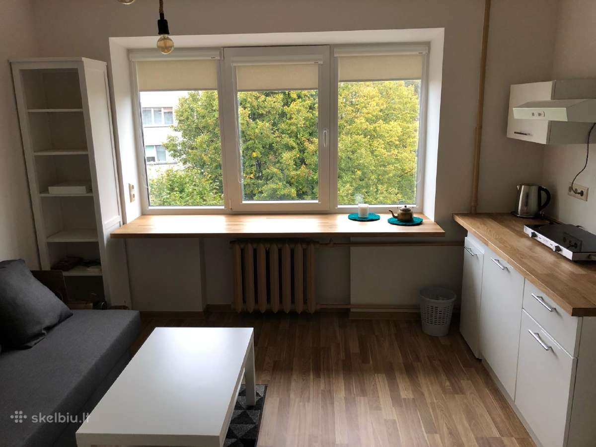 Tvarkingas bendrabučio kambarys centre - nuotraukos Nr. 5