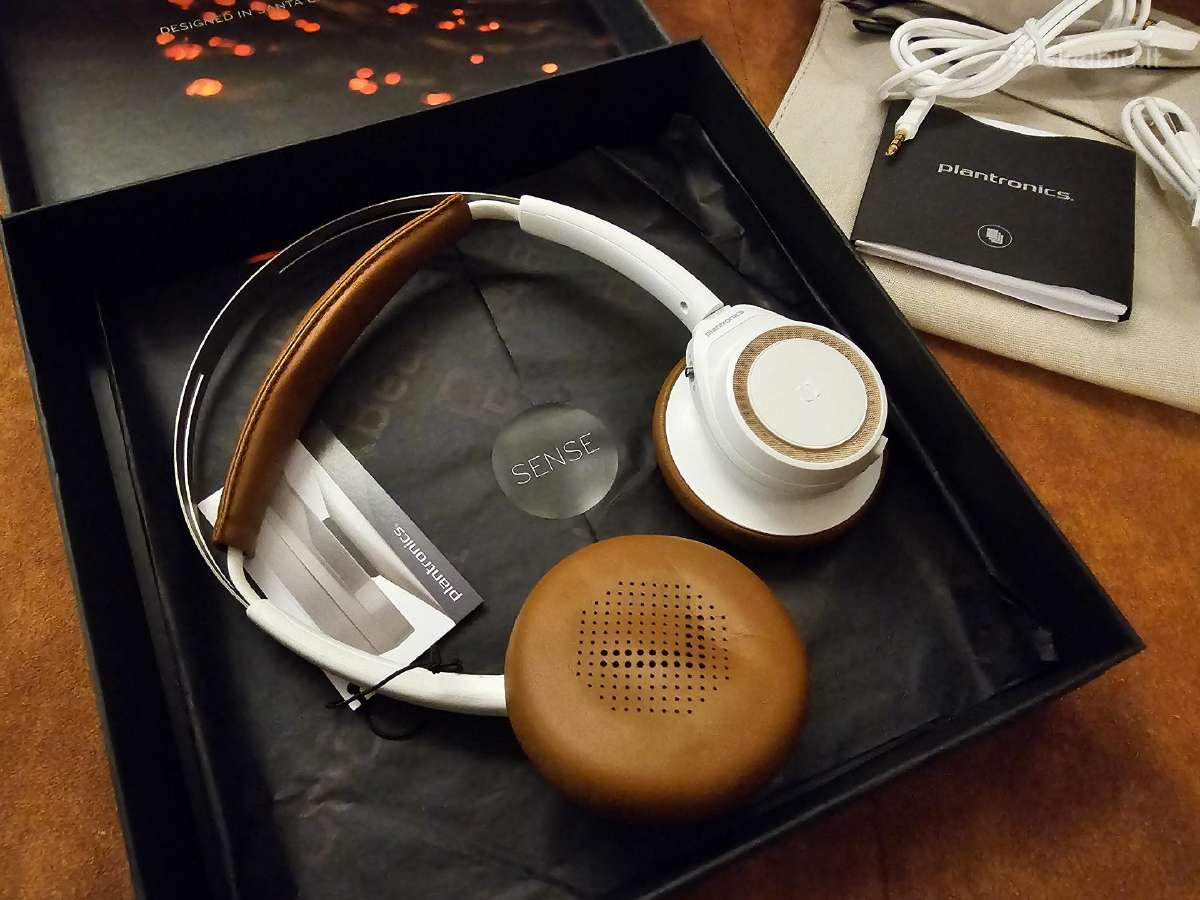 Belaidės ausinės Plantronics Back Beat Sense - nuotraukos Nr. 8