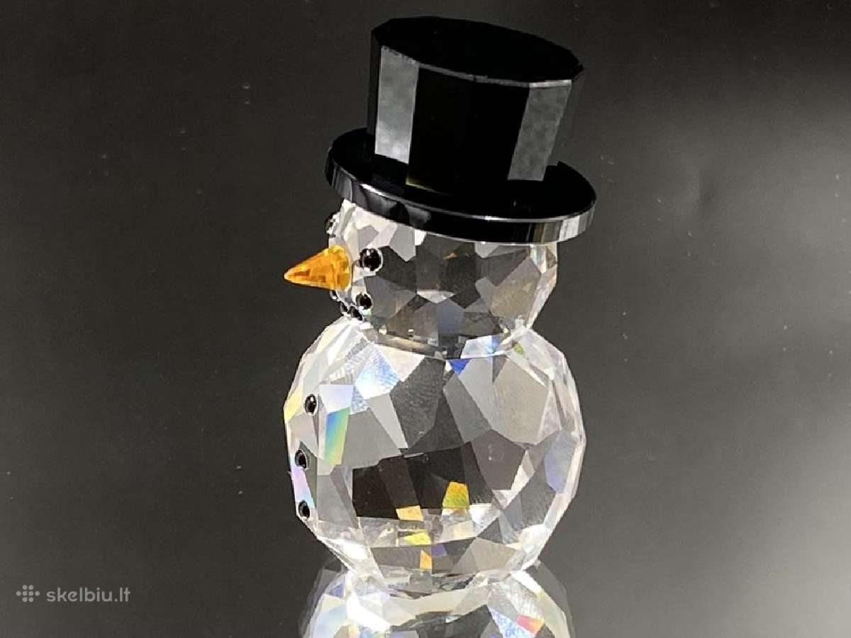 Krištolinė swarovski skulptūra "Senis besmegenis"