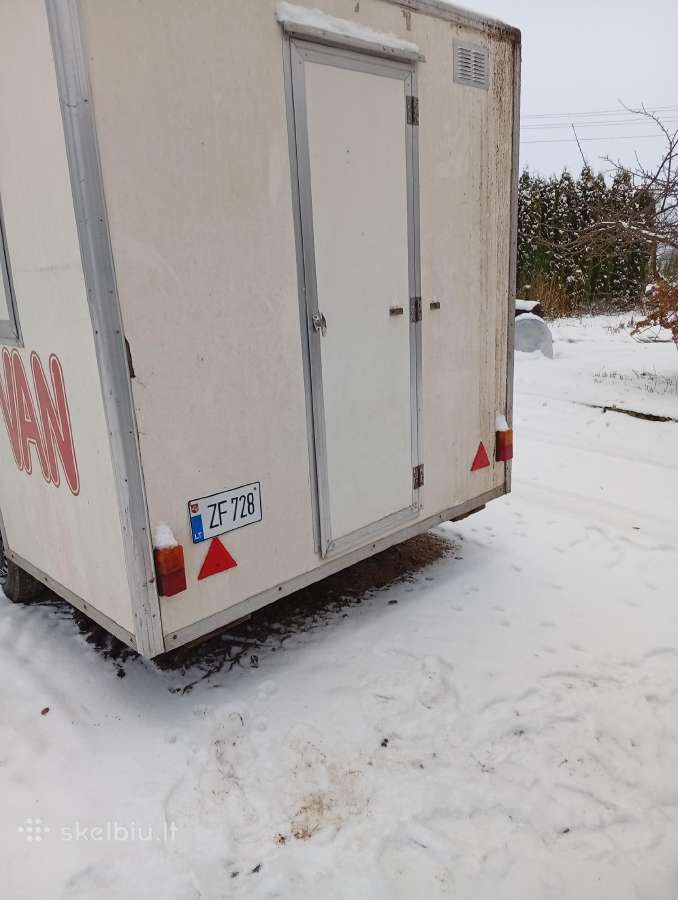 Parduodama food truck priekaba kaina 3100 derinama
