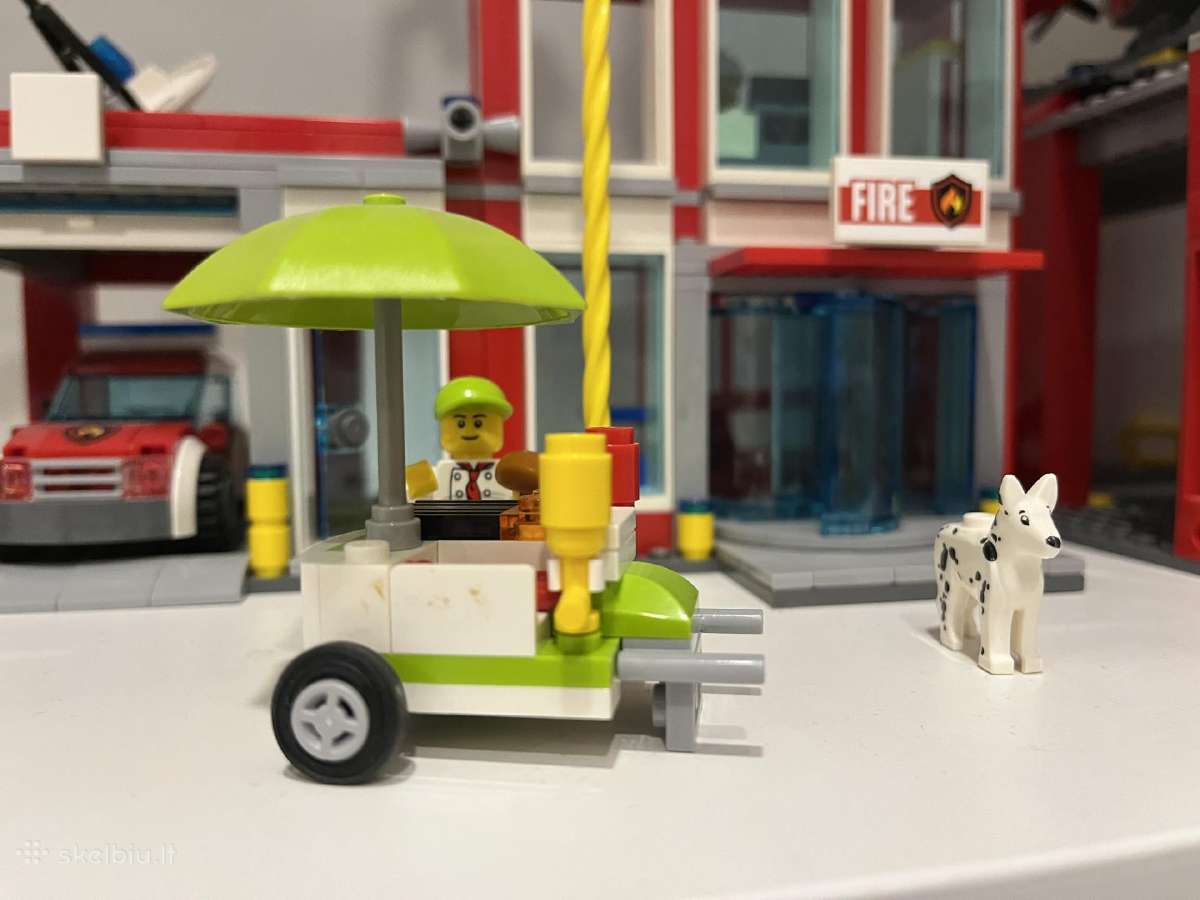 Lego City 60110 Fire Station - nuotraukos Nr. 4