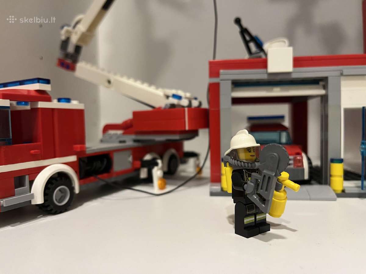 Lego City 60110 Fire Station - nuotraukos Nr. 7