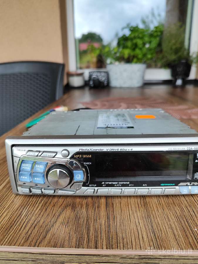 Alpine, aukštos klasės.alpine Cda-9812rb naudota
