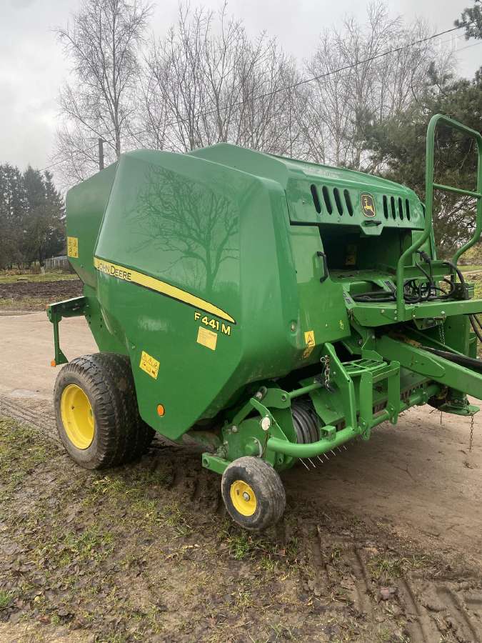 John derre f441m
