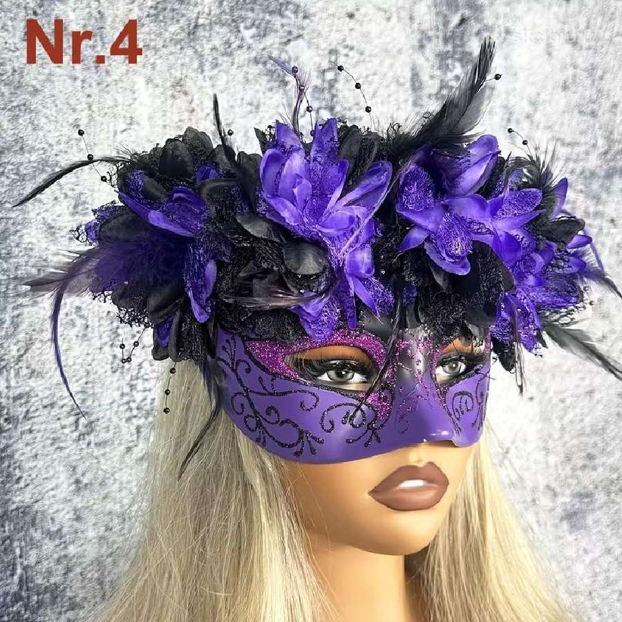 Venecijos vintažinės įvairios kaukės. - nuotraukos Nr. 10