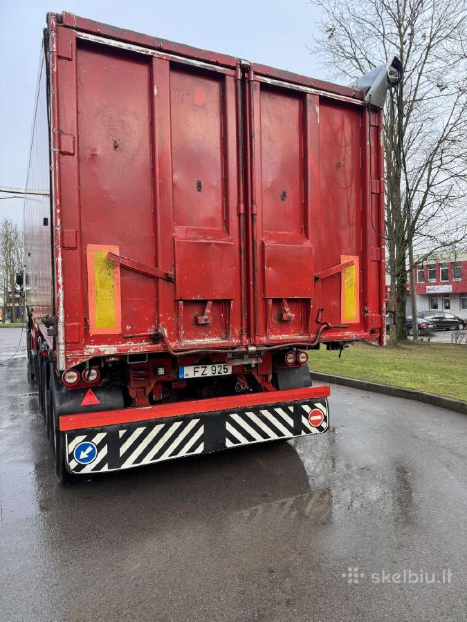 Darbas su savivarte puspriekabe