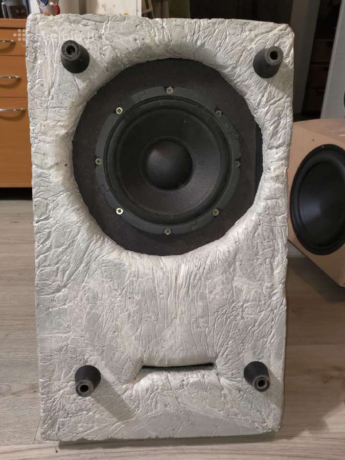 Unikalios lentynines koloneles ir Jbl subas - nuotraukos Nr. 3