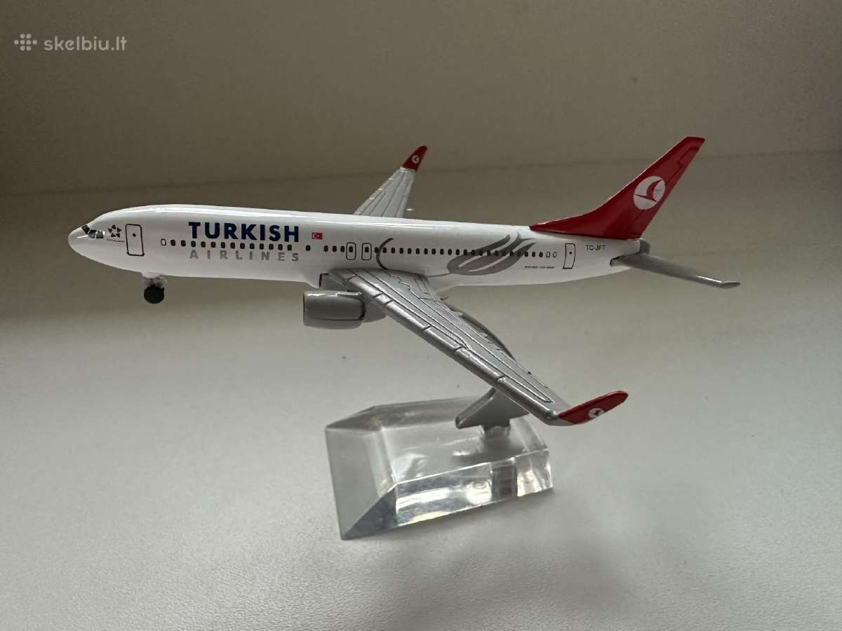 Turkish Airlines Boeing lėktuvo modeliukas