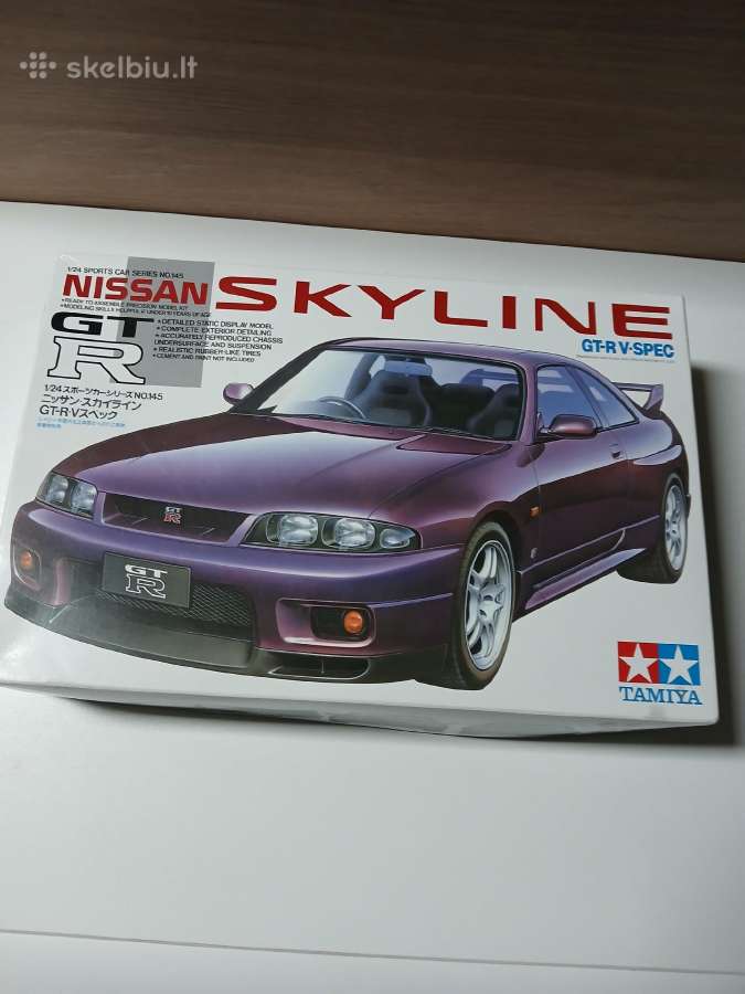 Nissan Skyline Gt R 1:24