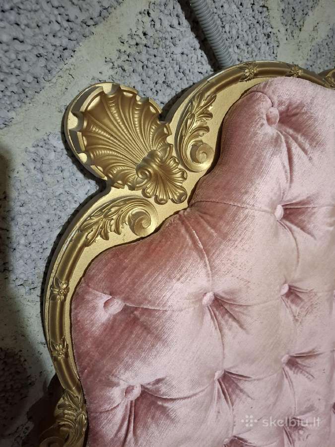 Galvūgalis Klasikinis Minkštas Chesterfield - nuotraukos Nr. 4