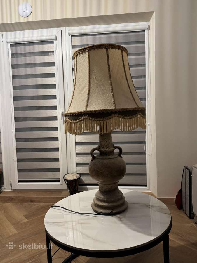 Antikvarinė lempa 90 cm