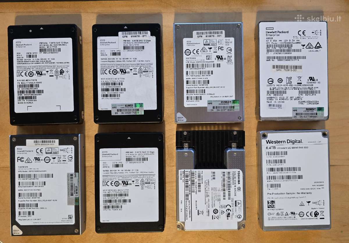 2.5" Sas SSD 200gb 3.84tb 7.68tb 15.36tb 30.72tb