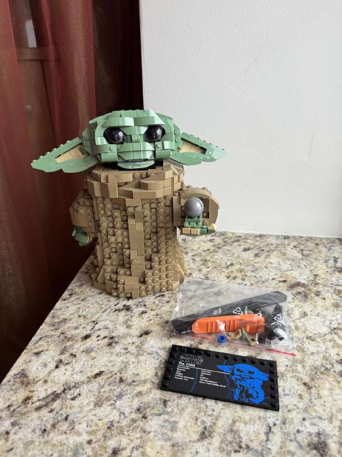 Baby yoda lego