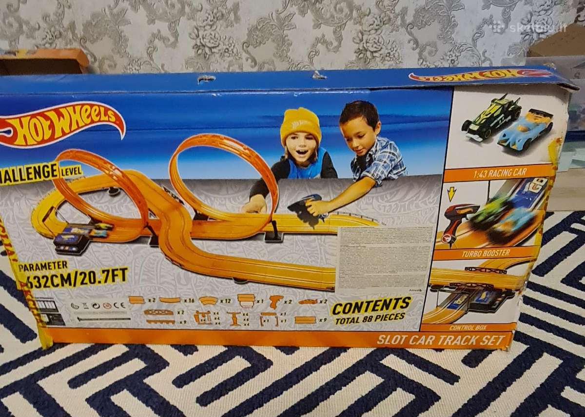 Hot wheels trasa