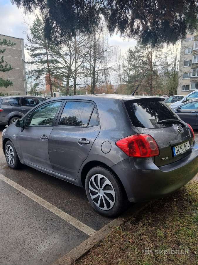 Toyota Auris - nuotraukos Nr. 10