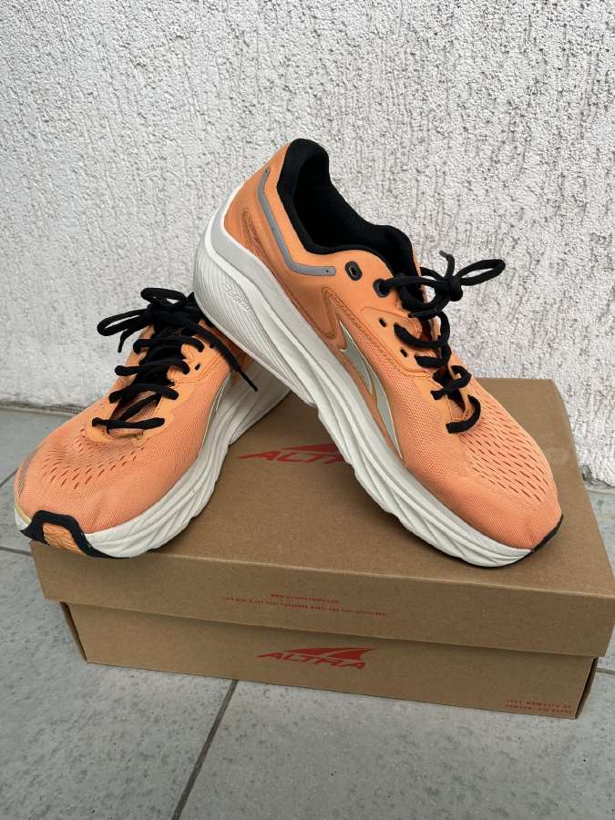 4 Altra bėgimo/ laisvalaikio, Nike geri ir kt. - nuotraukos Nr. 3