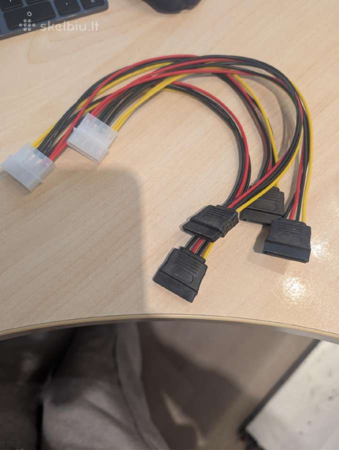 Molex 2 Sata maitinimo adapterio laidas 0,25 m