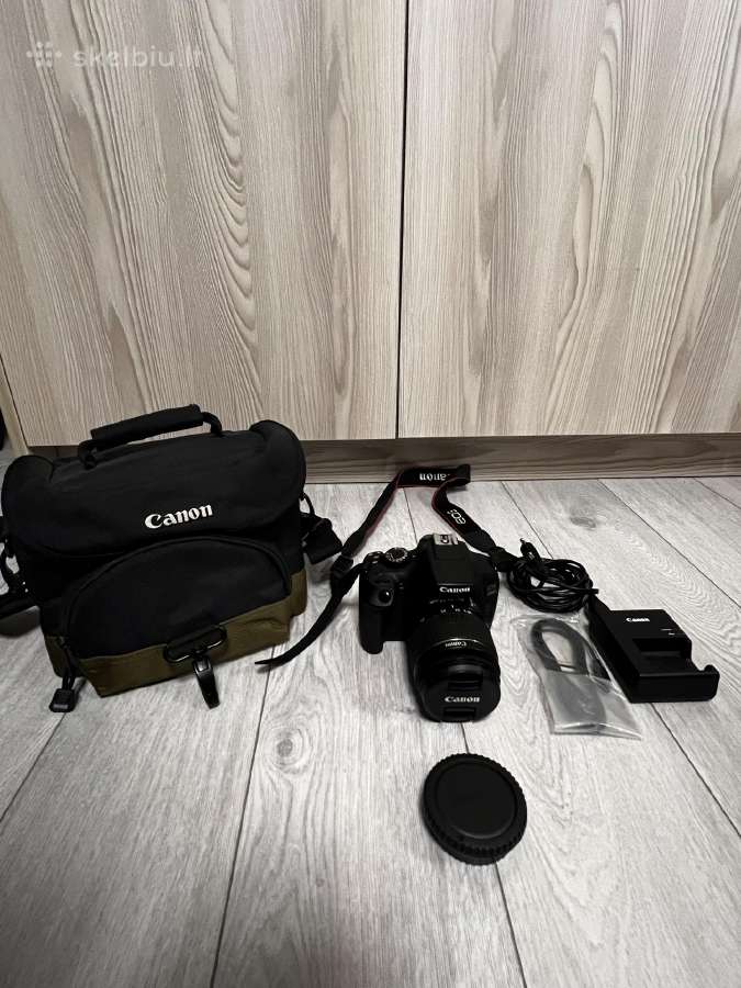 Canon EOS 1300d + Efs 18-55mm objektyvas