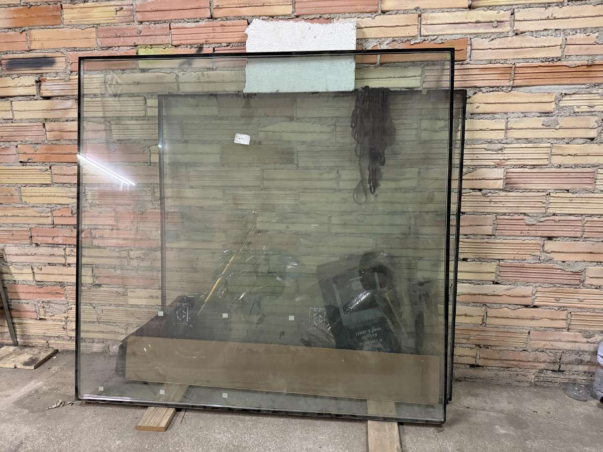 Stiklo paketai 2 stiklų su papildoma garso izoliac