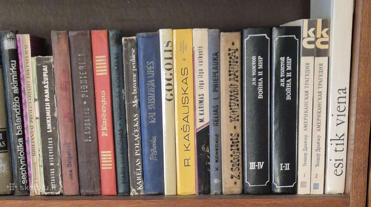 Parduodamos įvairios knygos po 1e, siunčiu. - nuotraukos Nr. 3