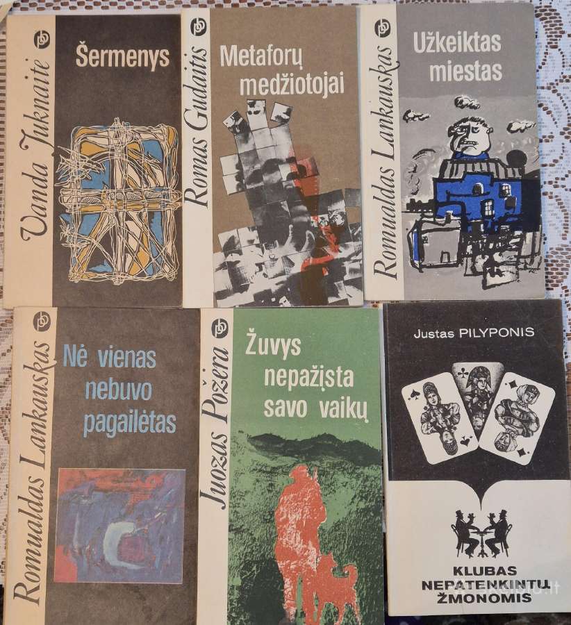 Parduodamos įvairios knygos po 1e, siunčiu. - nuotraukos Nr. 13