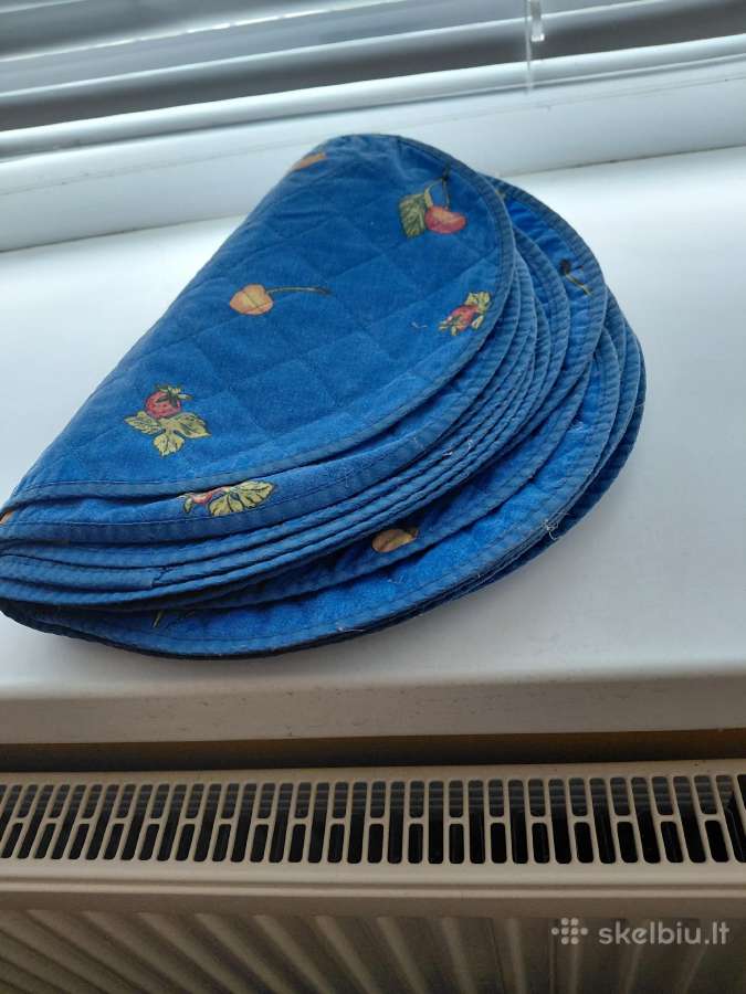 Naudoti medžiaginiai padekliukai