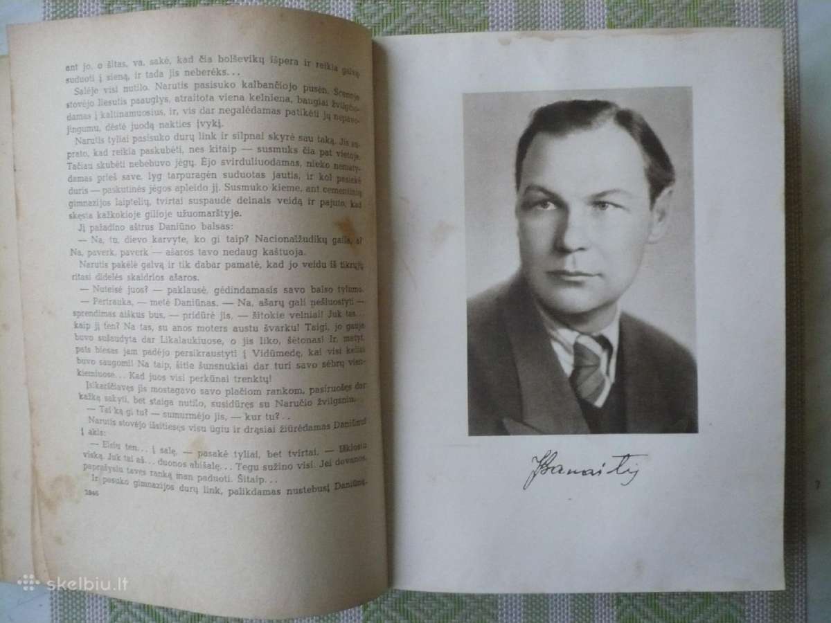 K. Korsakas - Vėliavos 1948 - nuotraukos Nr. 6
