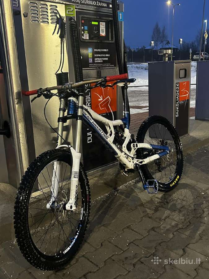 Downhill dviratis