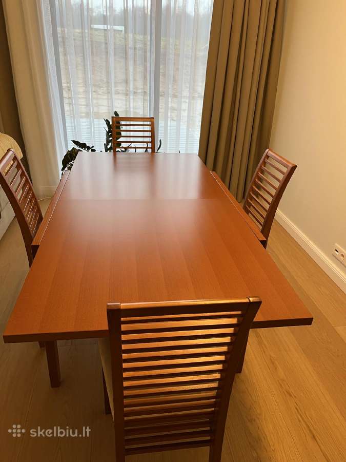 Parduodamas medinis stalas su 4 kėdėmis kaina 170€ - nuotraukos Nr. 2