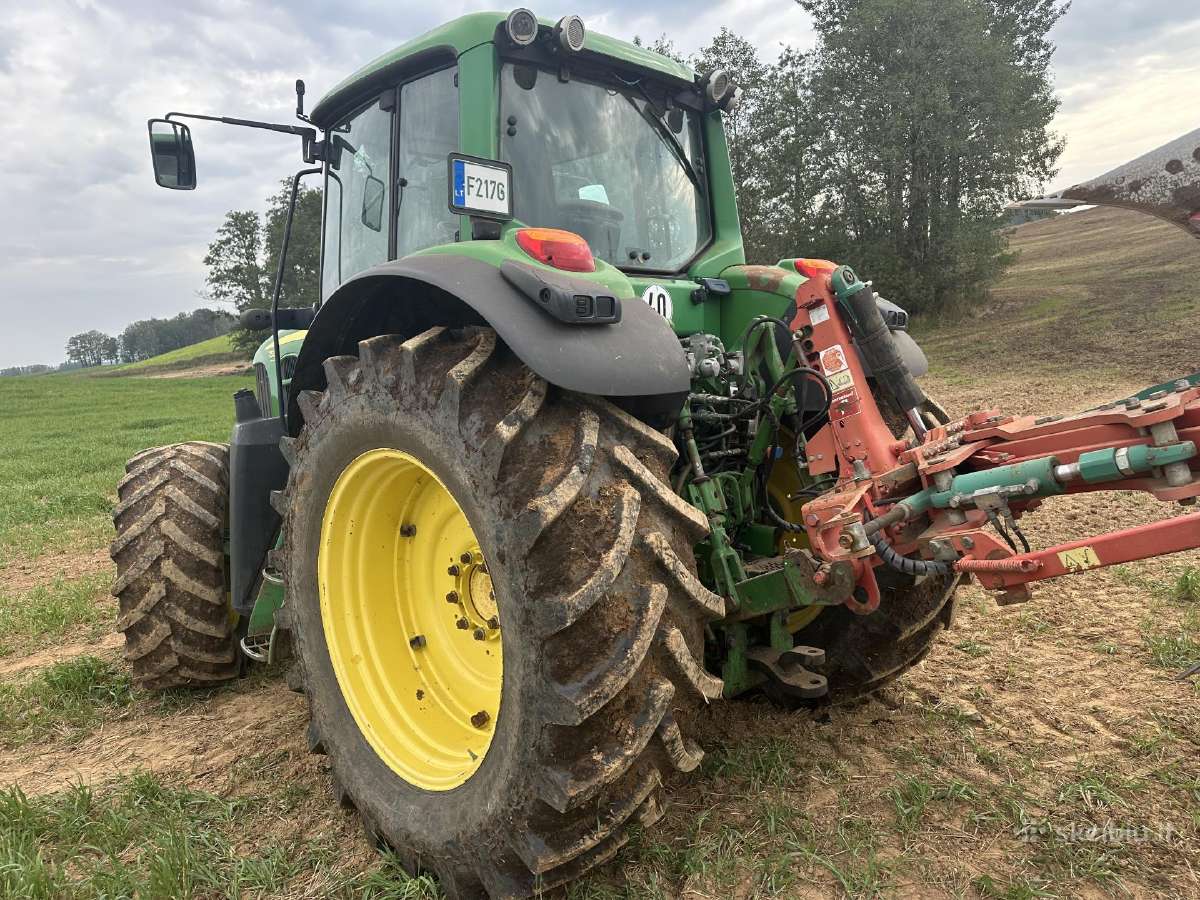 Traktorius John Deere 7530 - nuotraukos Nr. 5