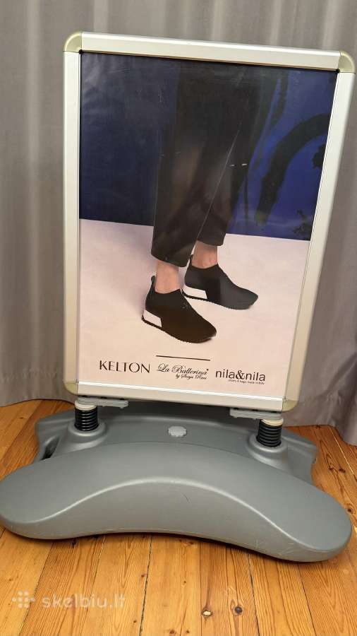Mobilus lauko stendas (plakatai iš abiejų pusių)