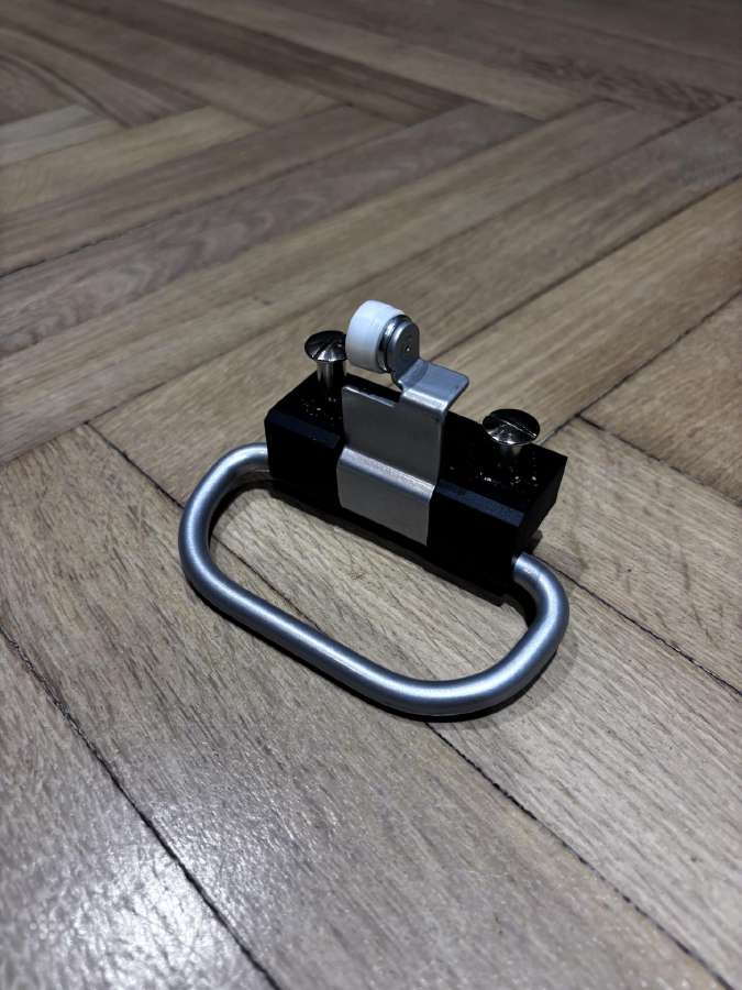 Pedalas ištraukiamoms šiukšledėžėms