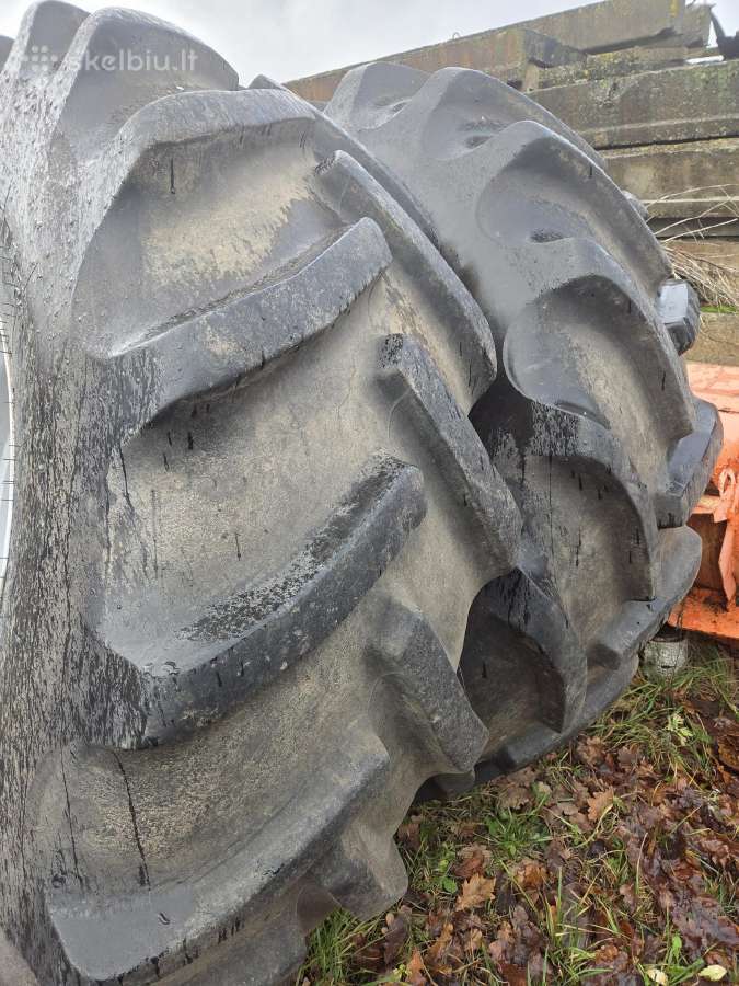 Padangos su massey ferguson beta