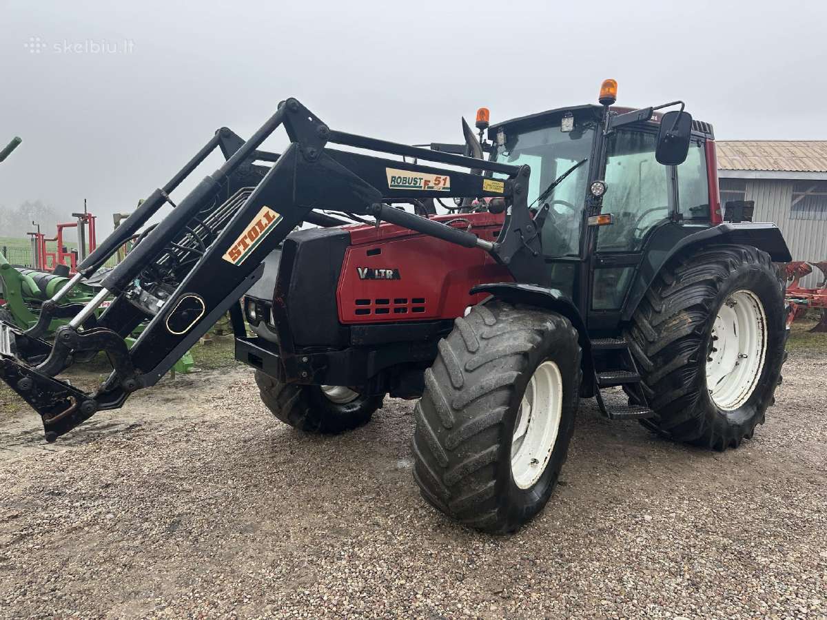 Traktorius valtra valmet 8350 su krautuvu - nuotraukos Nr. 3
