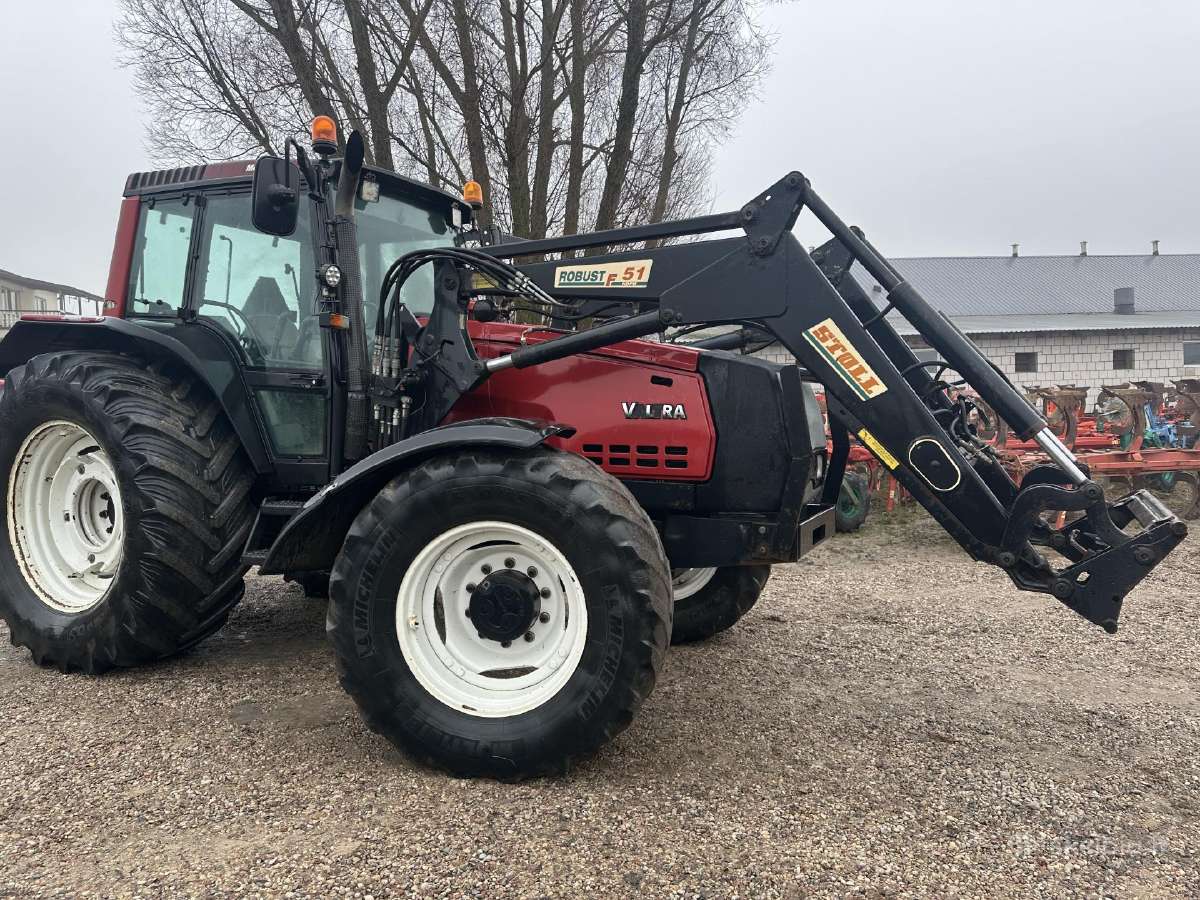 Traktorius valtra valmet 8350 su krautuvu - nuotraukos Nr. 4